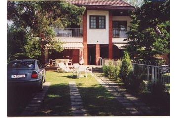 Pensiune familială Balatonszemes 1